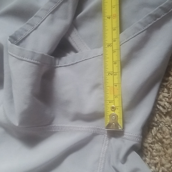 LULULEMON SHORTS - Picture 8 of 8